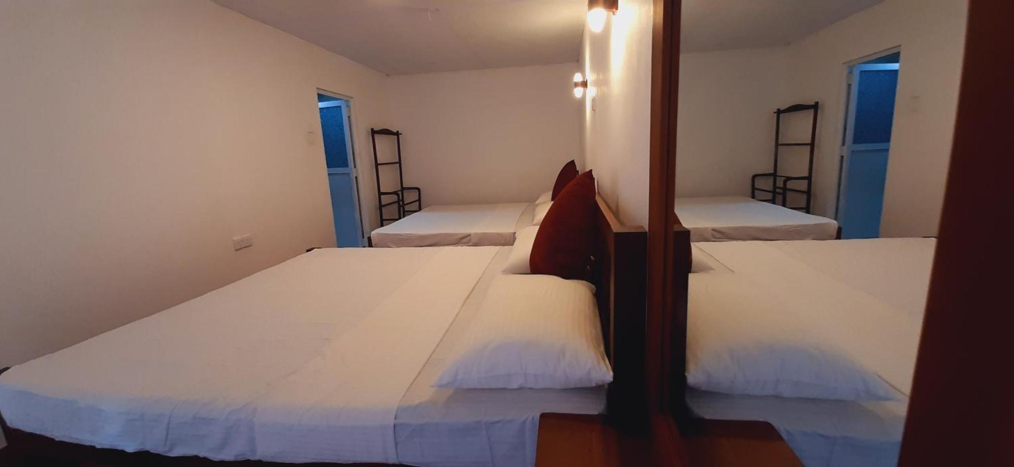 Luna Beach Home & Cabanas Galle Værelse billede